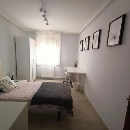Appartement Piso San Roque 3 Hab Cerca Del Centro Y Universidad *